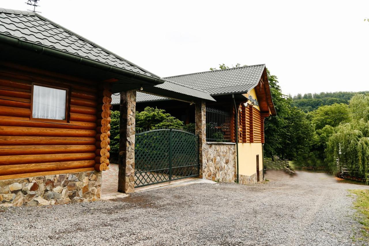 Chudodievo in Chynadievo Mini-Hotel Chynadiyovo Esterno foto